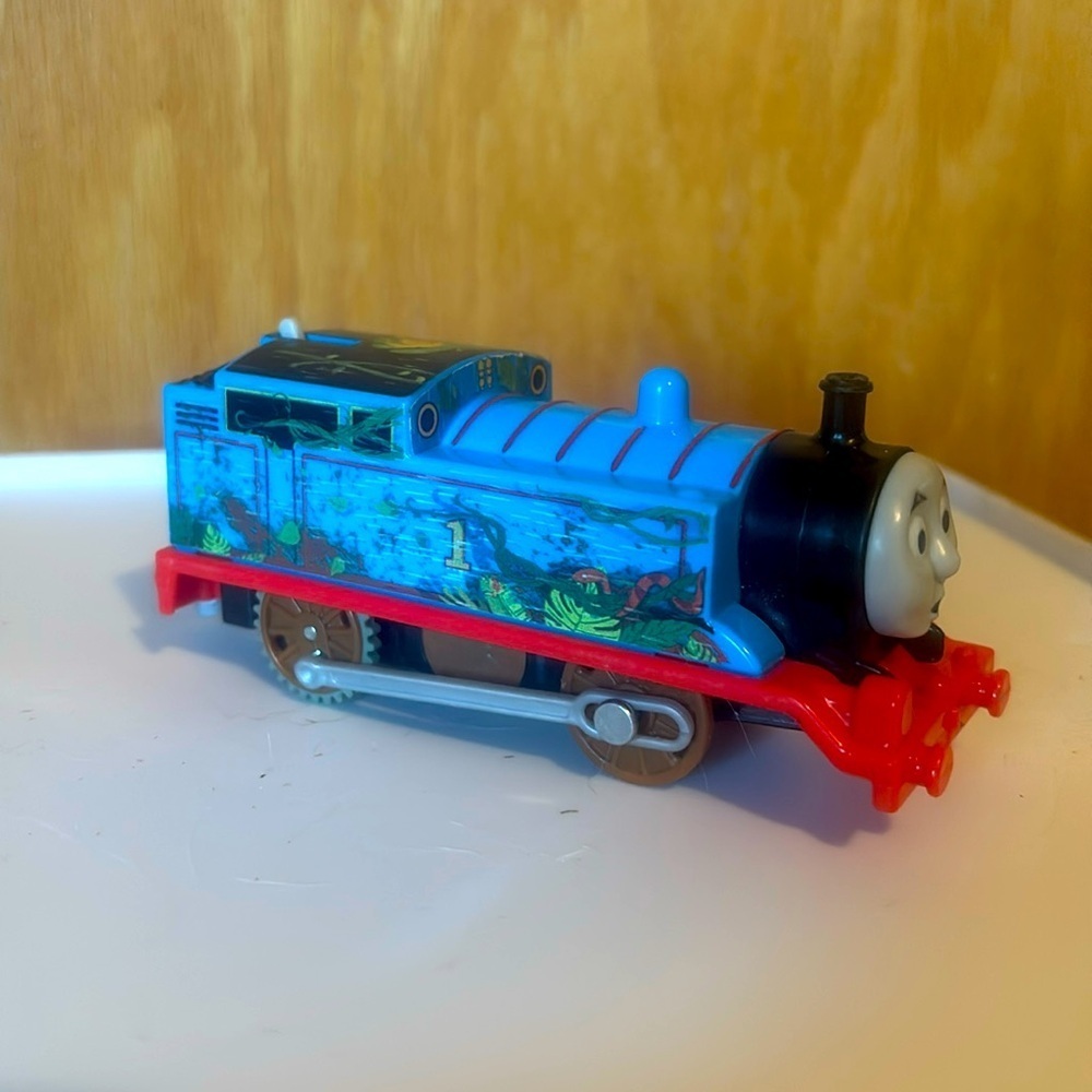 Thomas the Train Engine Jungle Motorized Works 2013 Gullane- Tested